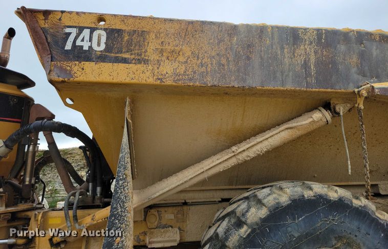 image for item DX7103 2006 Caterpillar 740 articulated haul truck