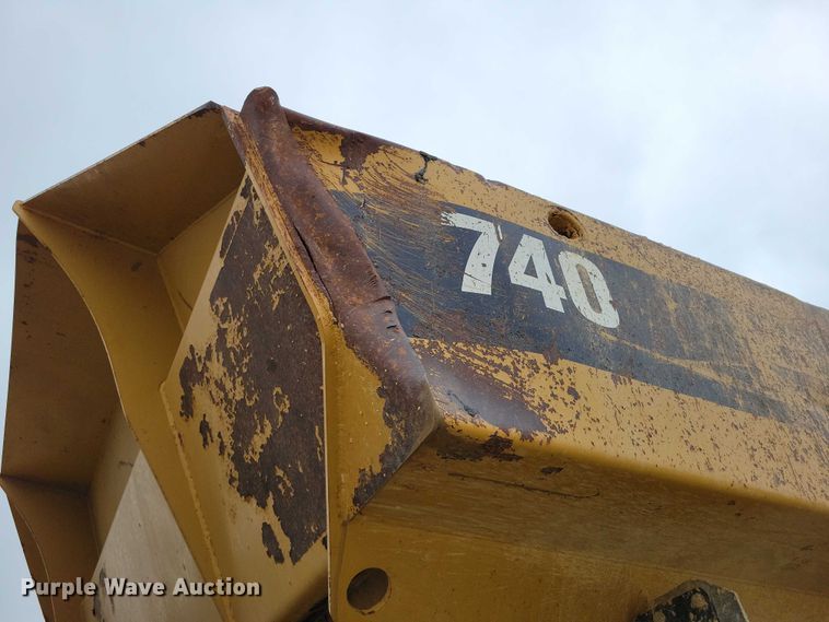 image for item DX7103 2006 Caterpillar 740 articulated haul truck