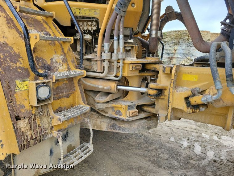 image for item DX7103 2006 Caterpillar 740 articulated haul truck