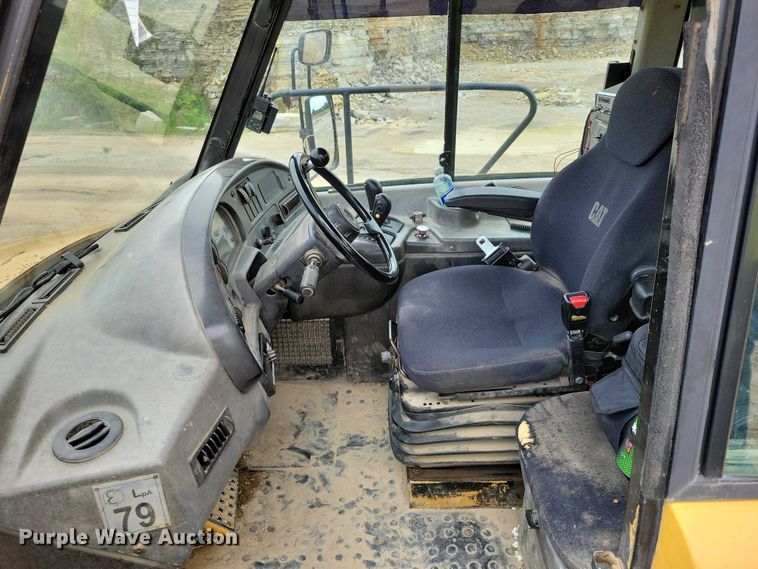 image for item DX7103 2006 Caterpillar 740 articulated haul truck