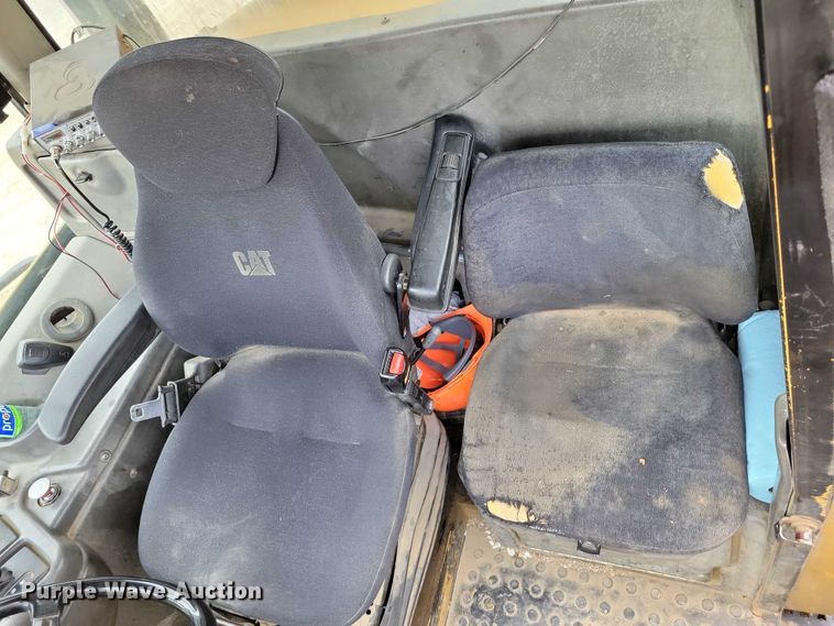 image for item DX7103 2006 Caterpillar 740 articulated haul truck