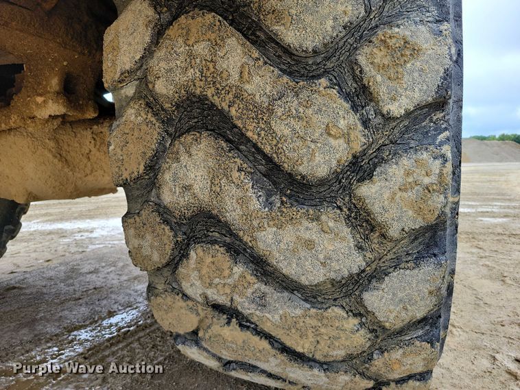 image for item DX7103 2006 Caterpillar 740 articulated haul truck