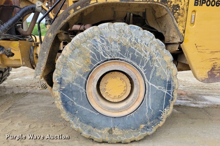 image for item DX7103 2006 Caterpillar 740 articulated haul truck