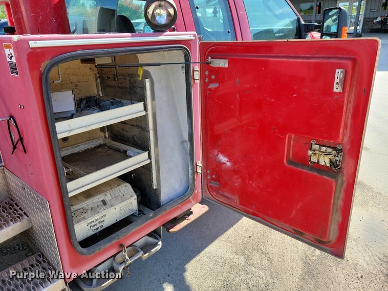 image for item DX7124 2009 Ford F550 Super Duty bucket truck