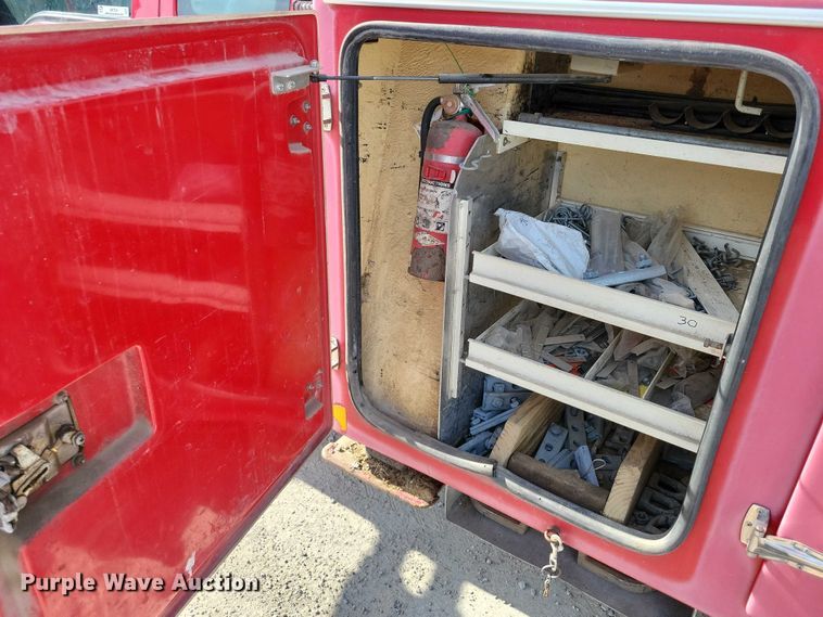 image for item DX7124 2009 Ford F550 Super Duty bucket truck