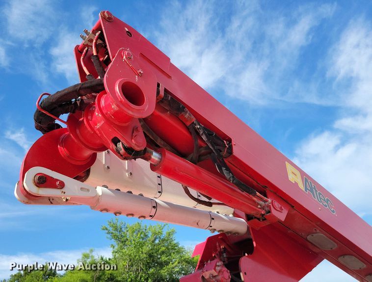 image for item DX7124 2009 Ford F550 Super Duty bucket truck