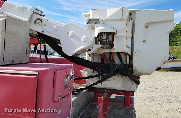 image for item DX7124 2009 Ford F550 Super Duty bucket truck