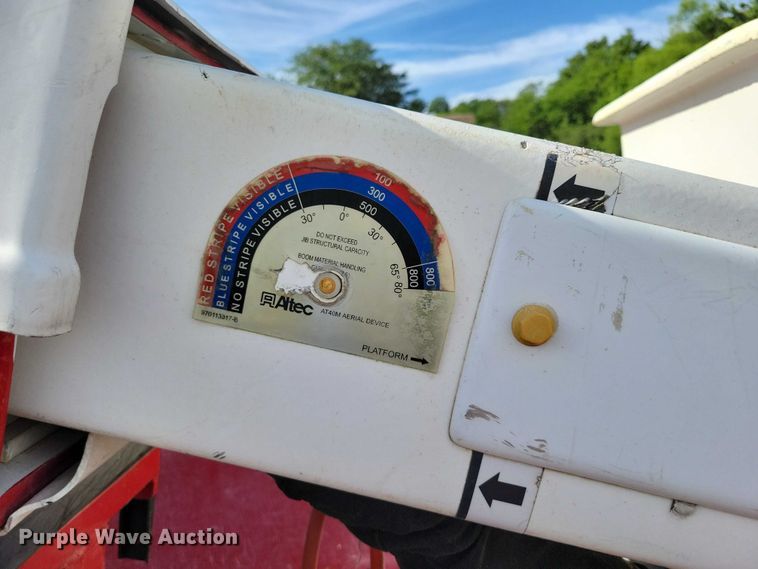 image for item DX7124 2009 Ford F550 Super Duty bucket truck