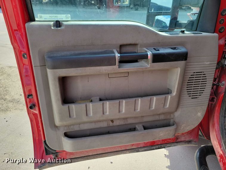 image for item DX7124 2009 Ford F550 Super Duty bucket truck