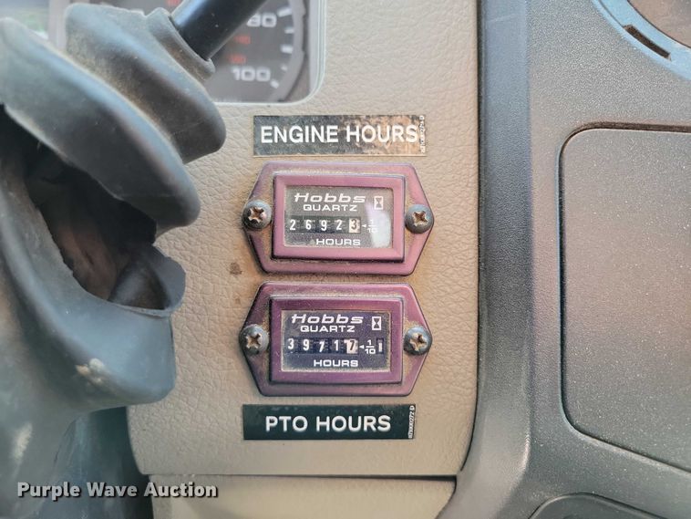 image for item DX7124 2009 Ford F550 Super Duty bucket truck