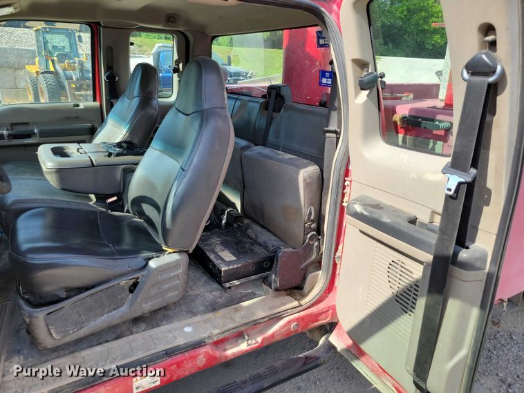 image for item DX7124 2009 Ford F550 Super Duty bucket truck