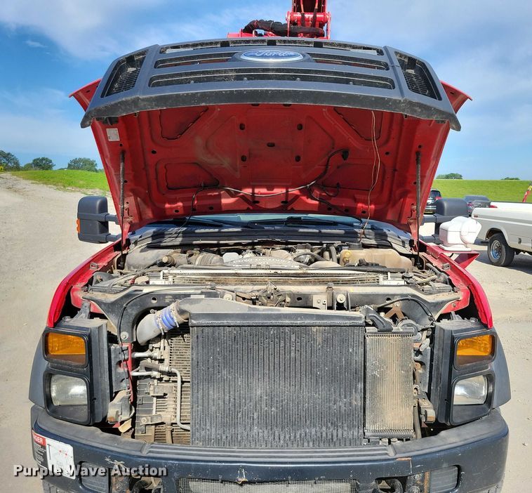 image for item DX7124 2009 Ford F550 Super Duty bucket truck