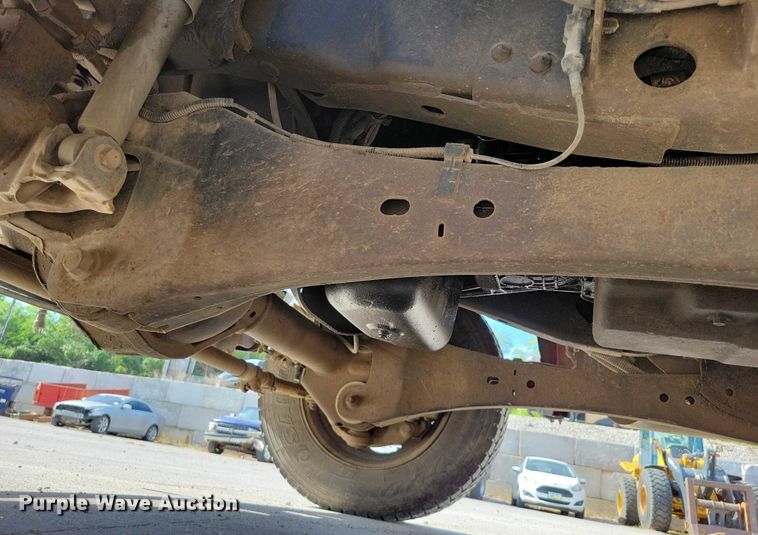 image for item DX7124 2009 Ford F550 Super Duty bucket truck