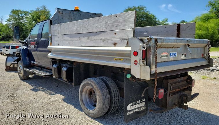 image for item DX7126 2005 Chevrolet C4500 Crew Cab dump truck