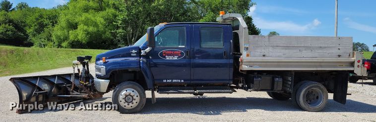 image for item DX7126 2005 Chevrolet C4500 Crew Cab dump truck