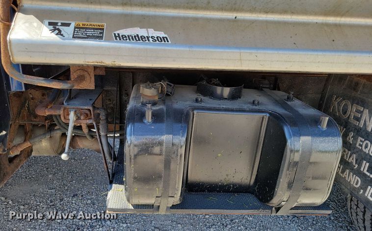 image for item DX7126 2005 Chevrolet C4500 Crew Cab dump truck