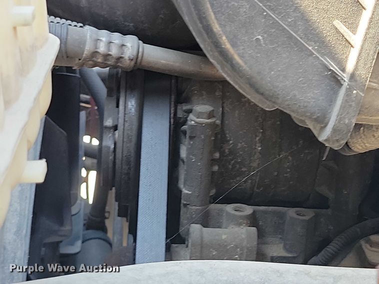 image for item DX7126 2005 Chevrolet C4500 Crew Cab dump truck