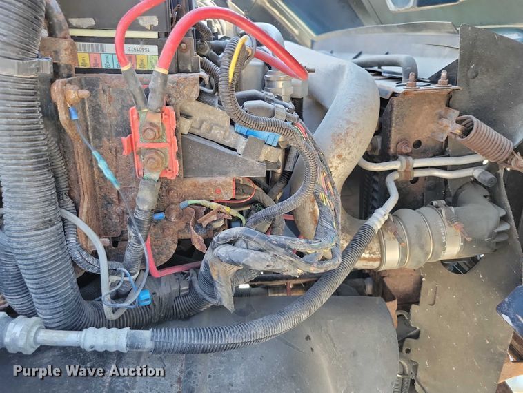 image for item DX7126 2005 Chevrolet C4500 Crew Cab dump truck