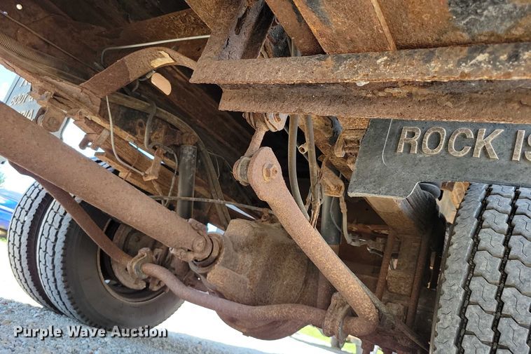 image for item DX7126 2005 Chevrolet C4500 Crew Cab dump truck