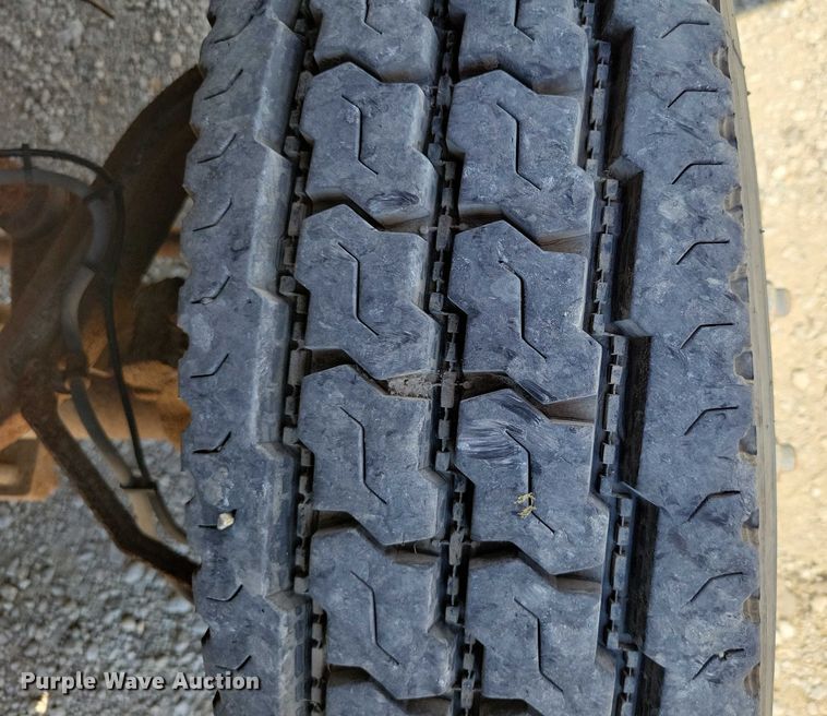 image for item DX7126 2005 Chevrolet C4500 Crew Cab dump truck