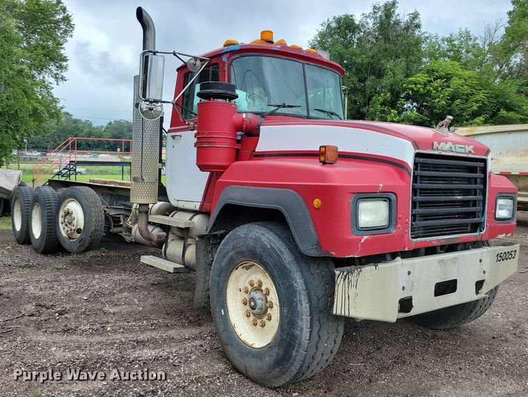 CAMIóN CHASIS 1995 MACK RD690S