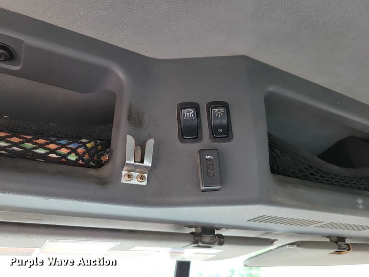 image for item DX7187 2013 Mack Pinnacle 600 semi truck