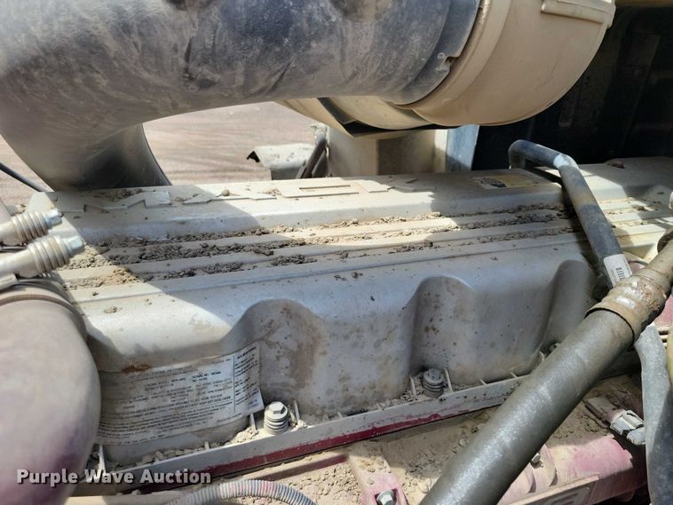 image for item DX7187 2013 Mack Pinnacle 600 semi truck