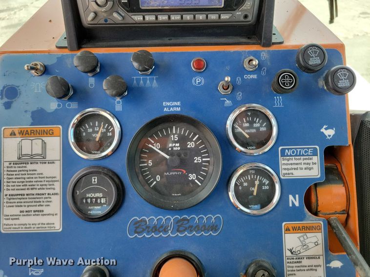 image for item DX7189 2010 Broce Broom RCT350 broom