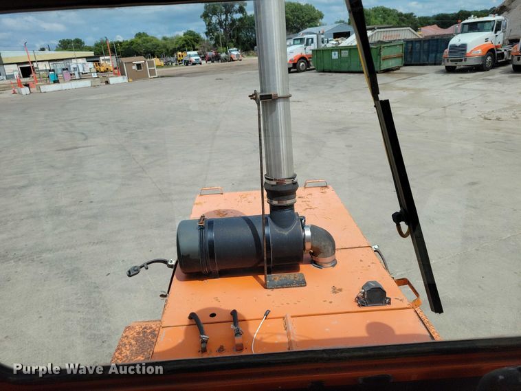 image for item DX7189 2010 Broce Broom RCT350 broom