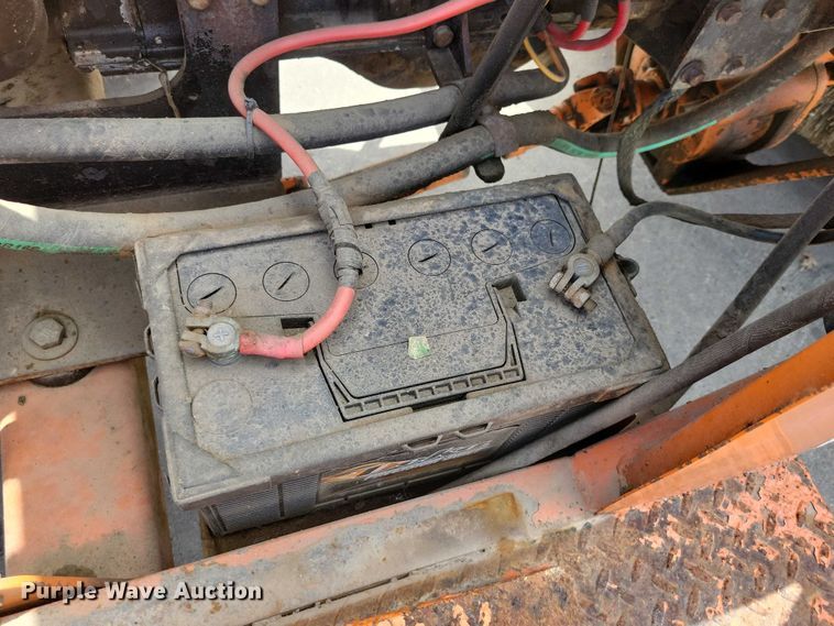 image for item DX7189 2010 Broce Broom RCT350 broom