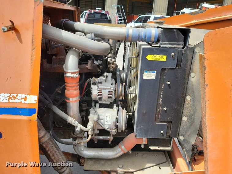 image for item DX7189 2010 Broce Broom RCT350 broom