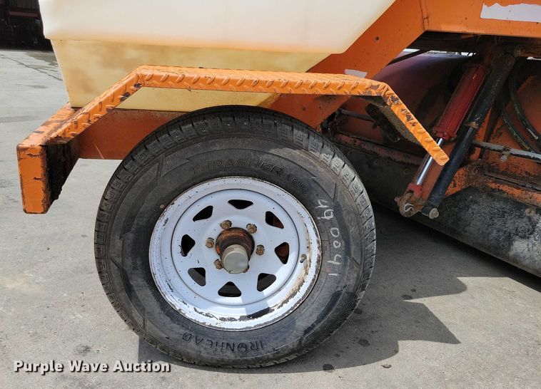 image for item DX7189 2010 Broce Broom RCT350 broom