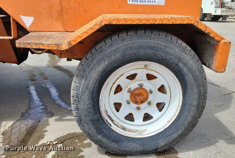 image for item DX7189 2010 Broce Broom RCT350 broom