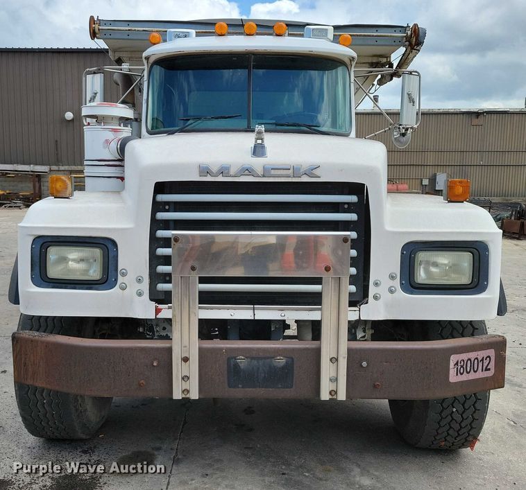 image for item DX7191 1999 Mack RD690S live-bottom truck