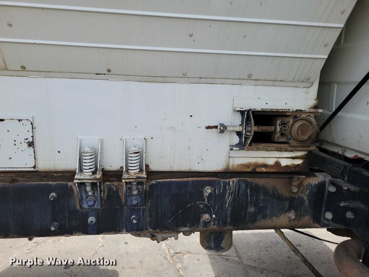 image for item DX7191 1999 Mack RD690S live-bottom truck