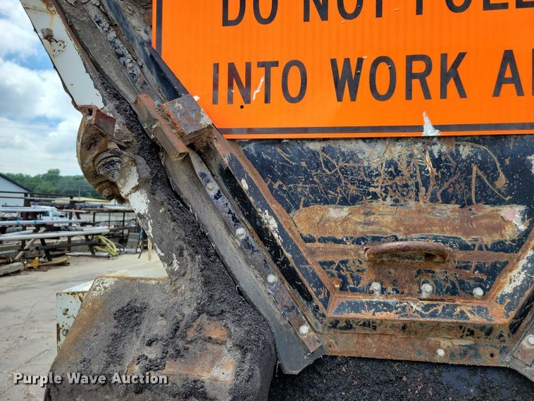 image for item DX7191 1999 Mack RD690S live-bottom truck