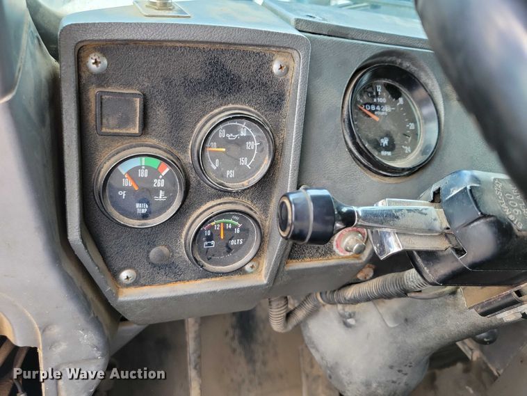 image for item DX7191 1999 Mack RD690S live-bottom truck