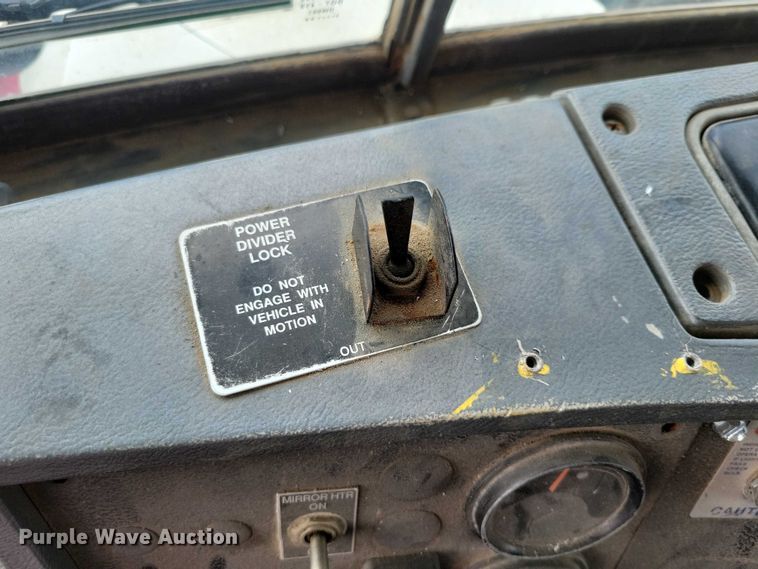 image for item DX7191 1999 Mack RD690S live-bottom truck