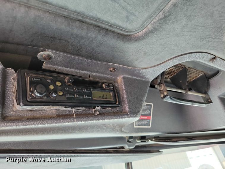 image for item DX7191 1999 Mack RD690S live-bottom truck