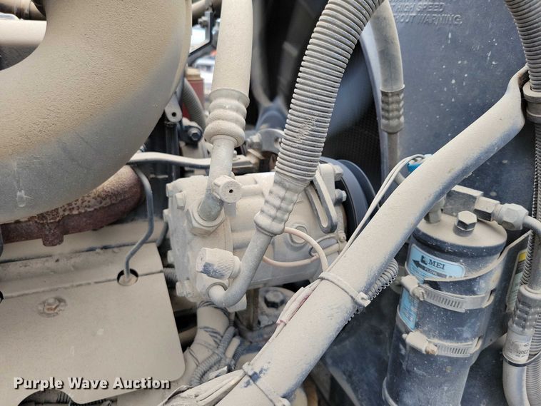 image for item DX7191 1999 Mack RD690S live-bottom truck