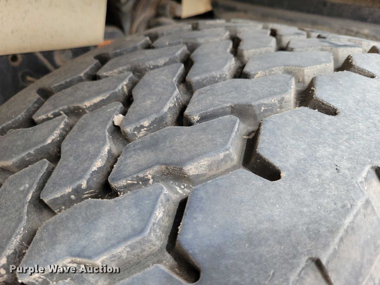 image for item DX7191 1999 Mack RD690S live-bottom truck