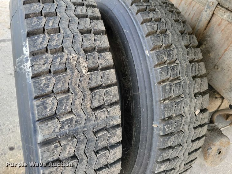 image for item DX7191 1999 Mack RD690S live-bottom truck