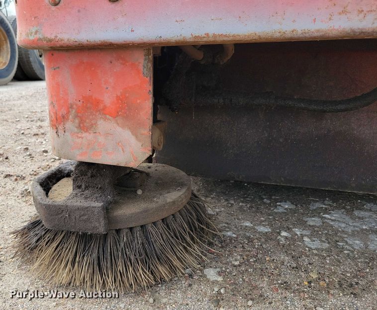 image for item DX7192 MB Co. M48 sweeper