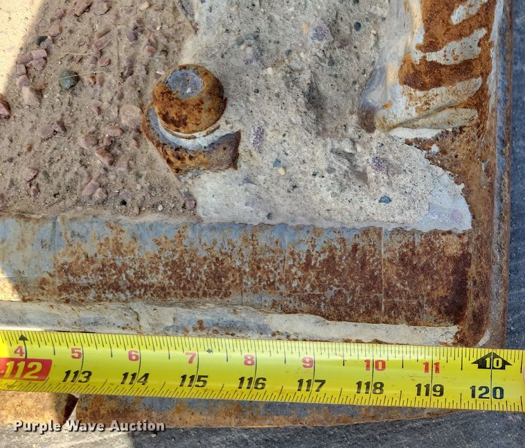 image for item DX7194 1985 Caterpillar 966D wheel loader