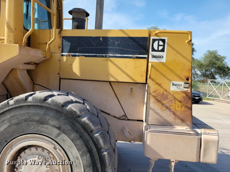 image for item DX7194 1985 Caterpillar 966D wheel loader