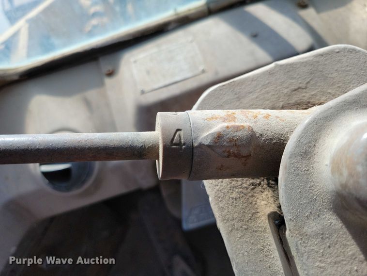 image for item DX7194 1985 Caterpillar 966D wheel loader