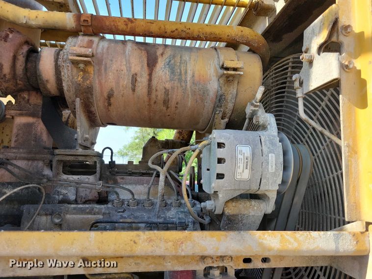 image for item DX7194 1985 Caterpillar 966D wheel loader