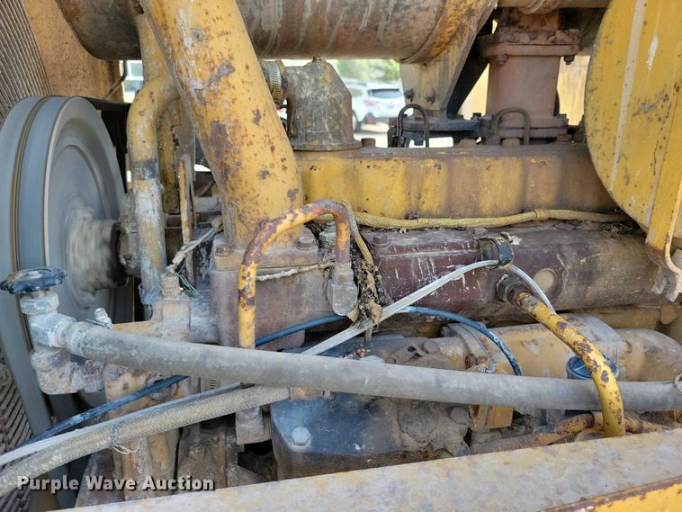 image for item DX7194 1985 Caterpillar 966D wheel loader