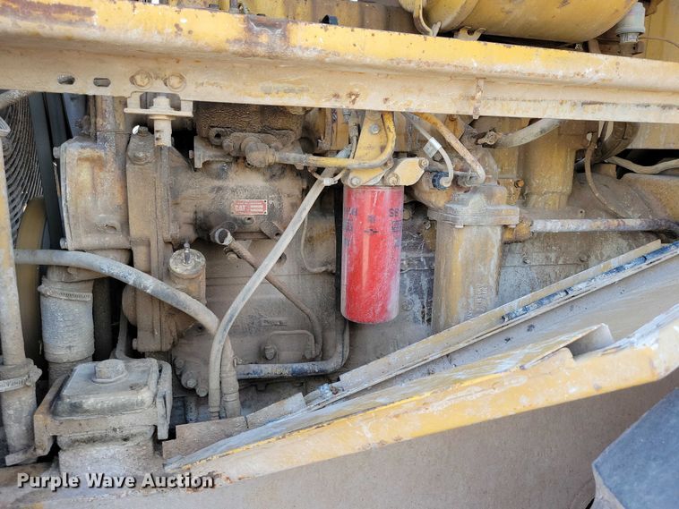 image for item DX7194 1985 Caterpillar 966D wheel loader