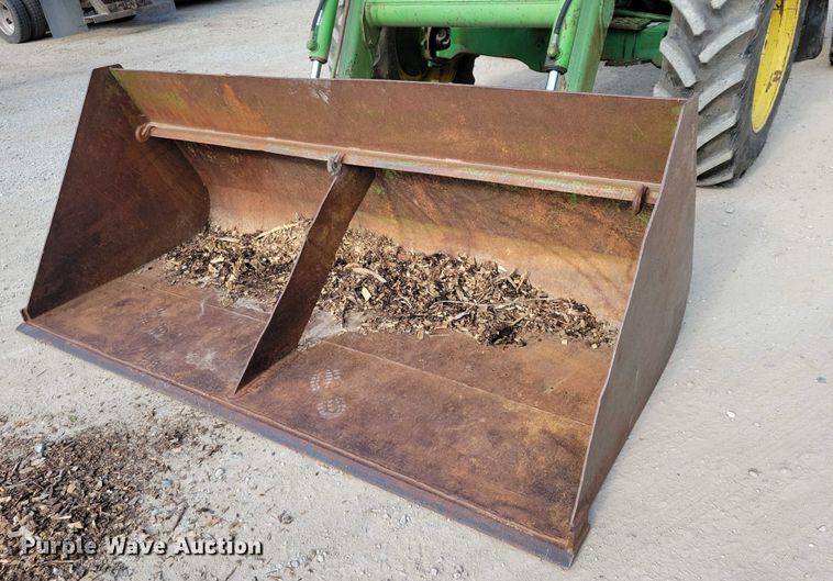 image for item DX7202 1984 John Deere 4650 MFWD tractor